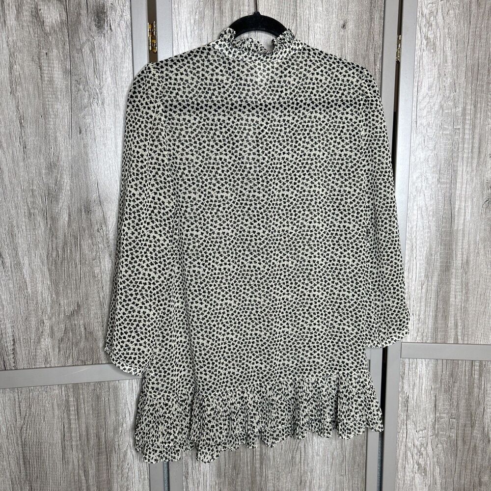 Portrait Of A Girl by Anthropologie Sheer Top Size 8 Clover Pleated Hem - Picture 5 of 5